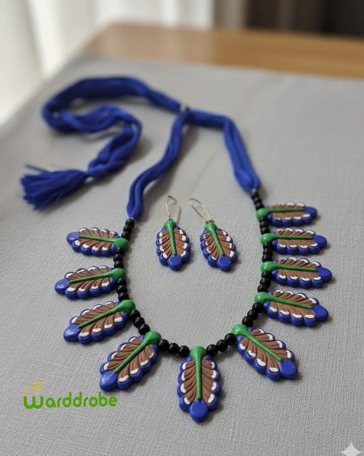 Handmade & Hand‑Painted Terracotta Jewellery Set - Image 4