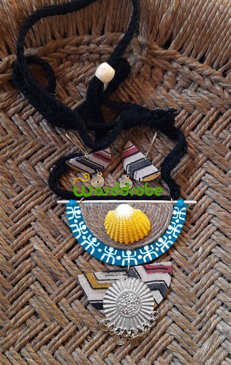 Handmade & Hand‑Painted Fabric Jewellery Set - Image 2
