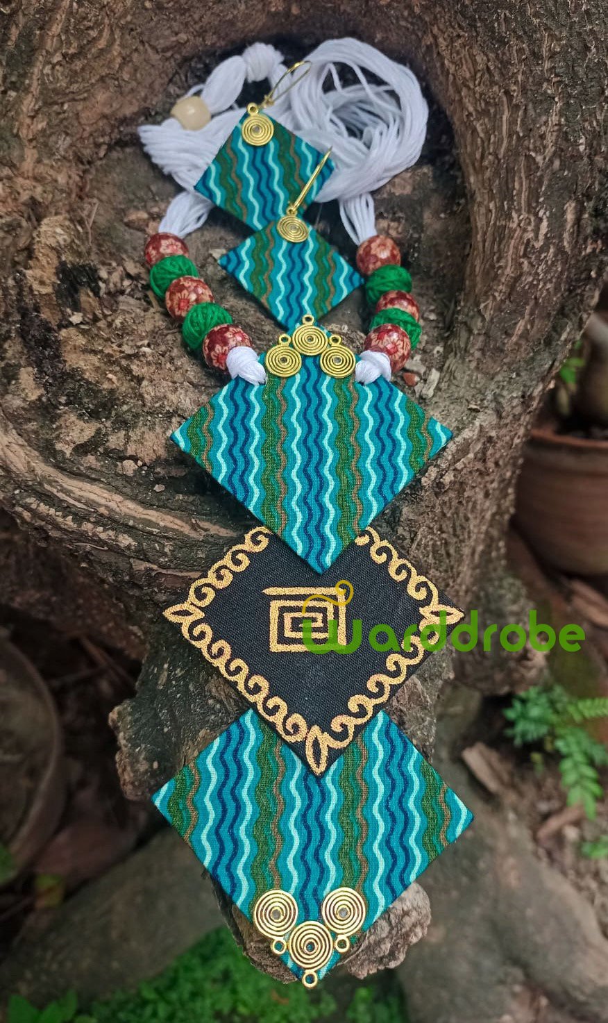 Handmade & Hand‑Painted Fabric Jewellery Set - Image 2