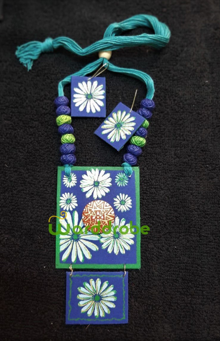Handmade & Hand‑Painted Fabric Jewellery Set - Image 2