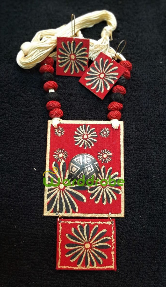 Handmade & Hand‑Painted Fabric Jewellery Set - Image 4