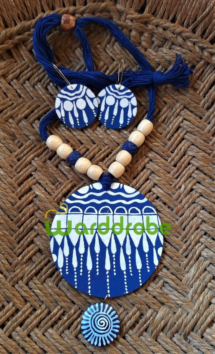 Handmade & Hand‑Painted Fabric Jewellery Set - Image 2