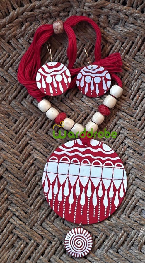 Handmade & Hand‑Painted Fabric Jewellery Set - Image 4