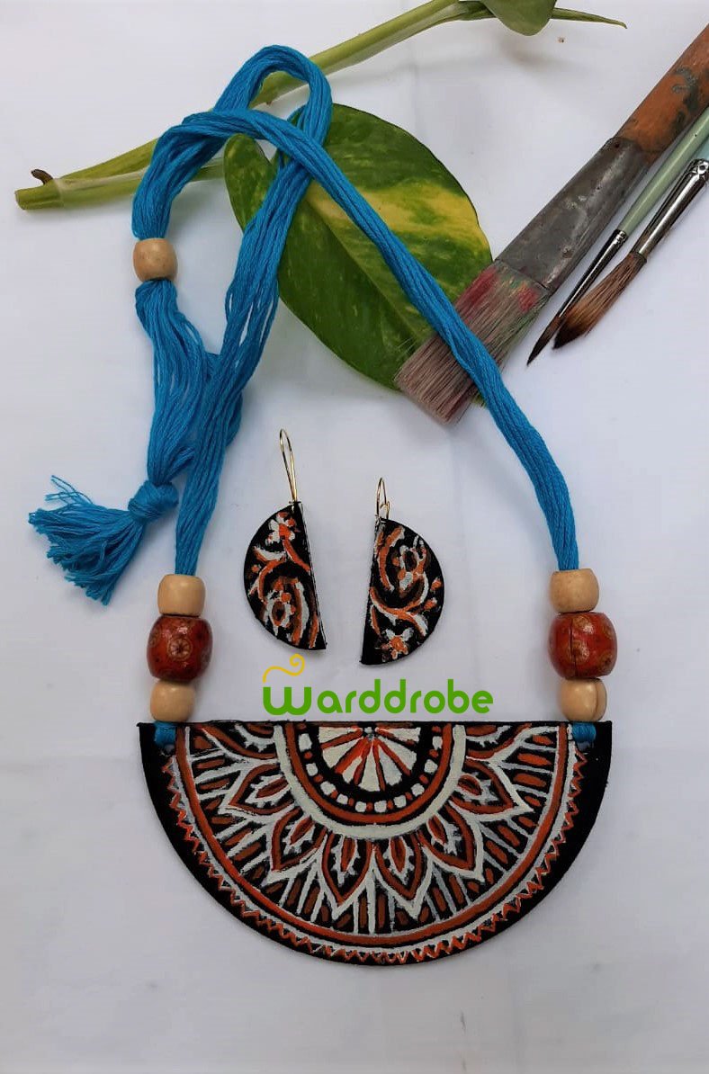Handmade & Hand‑Painted Fabric Jewellery Set - Image 2