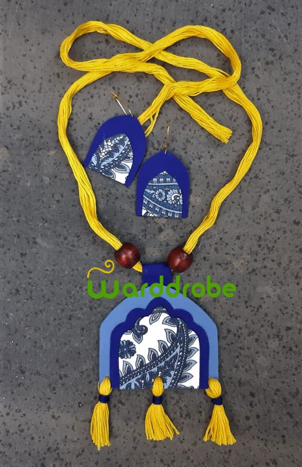 Handmade Fabric Jewellery Set - Image 3