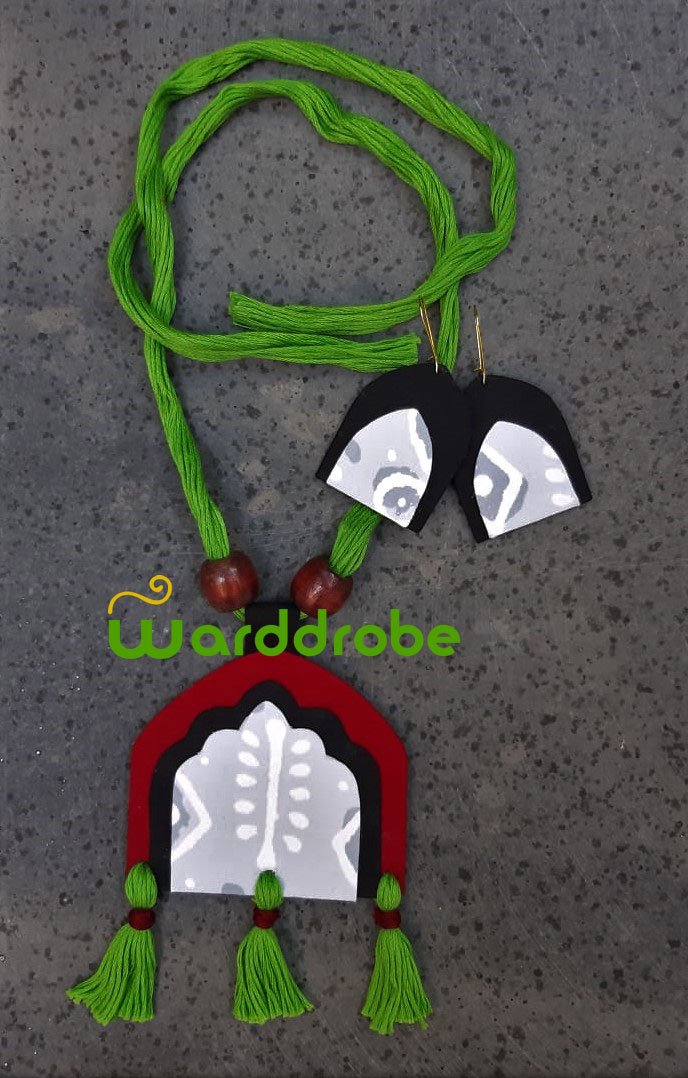 Handmade Fabric Jewellery Set - Image 2