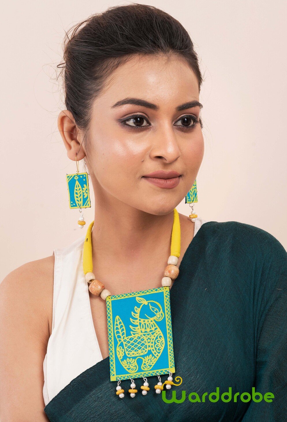 Handmade & Hand‑Painted Fabric Jewellery Set - Image 4