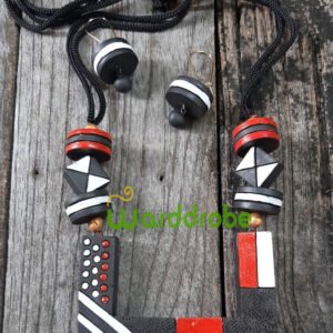 Handmade & Hand‑Painted Terracotta Jewellery Pendant Set.