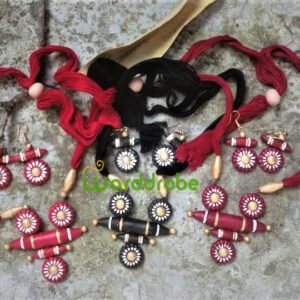 Handmade & Hand‑Painted Terracotta Jewellery Pendant Set.