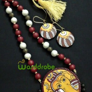 Handmade & Hand‑Painted Terracotta Jewellery Pendant Set.