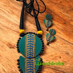 Handmade & Hand‑Painted Terracotta Jewellery Pendant Set.