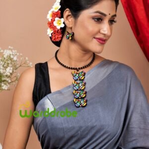 Handmade & Hand‑Painted Terracotta Jewellery Pendant Set.