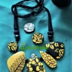 Handmade & Hand‑Painted Terracotta Jewellery Pendant Set.