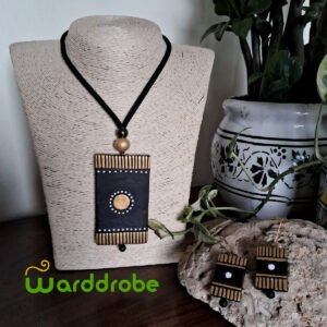 Handmade & Hand‑Painted Terracotta Jewellery Pendant Set.