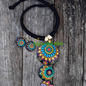 Handmade & Hand‑Painted Terracotta Jewellery Pendant Set.