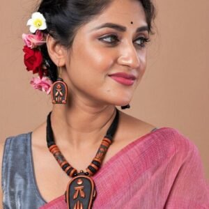 Handmade & Hand‑Painted Terracotta Jewellery Pendant Set.