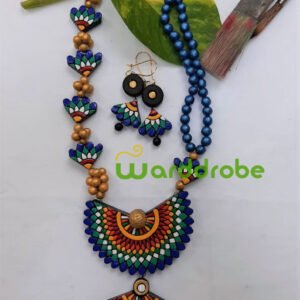 Handmade & Hand‑Painted Terracotta Jewellery Pendant Set.