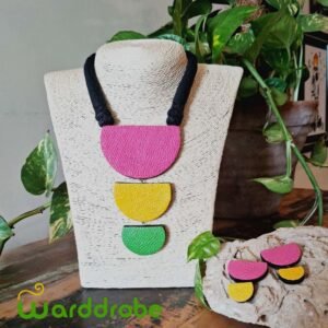 Handmade & Hand‑Painted Terracotta Jewellery Pendant Set.