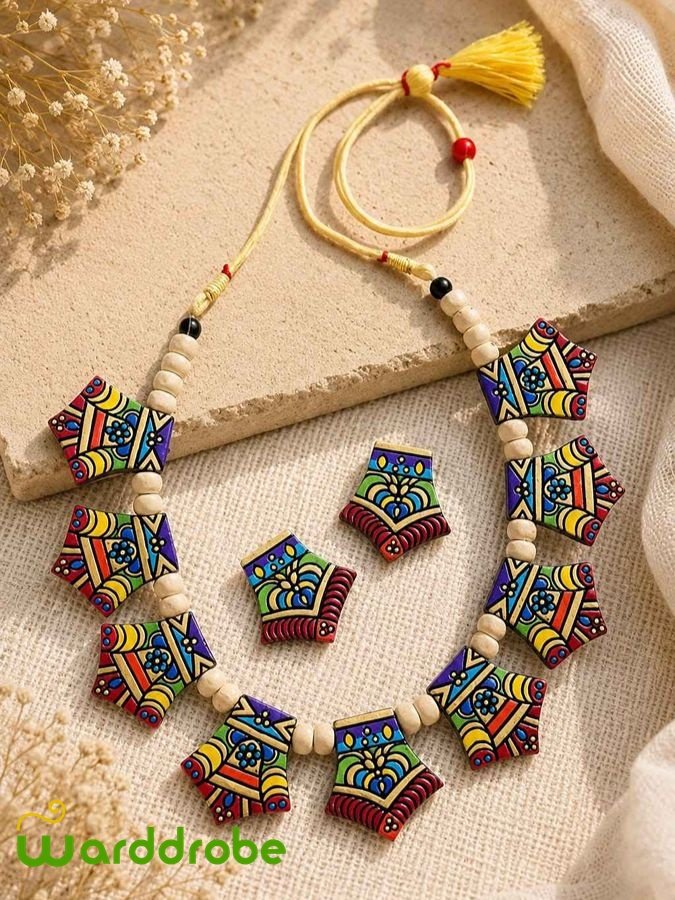 Handmade & Hand‑Painted Terracotta Jewelry Pendant Set - Image 4